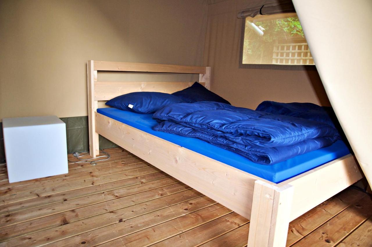 Camping Alkenhaer Appelscha Trekkerstent Safaritent ภายนอก รูปภาพ